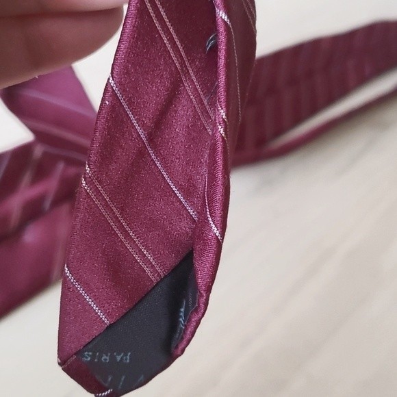 EUC Lanvin Paris Mens Neck Tie Lined Diagonal Stripes Logo Dark Red Maroon Suit - Picture 7 of 8